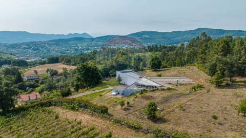 Moradia T4 para venda