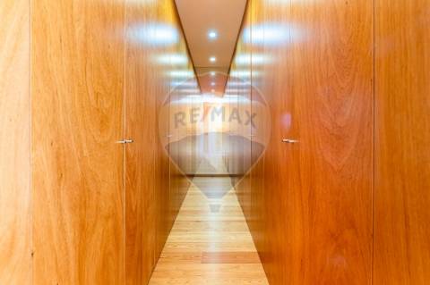 Moradia T4 para venda