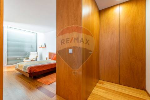 Moradia T4 para venda