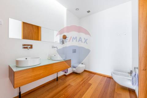 Moradia T4 para venda