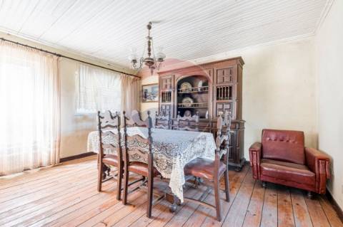 Moradia T4 para venda