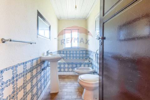 Moradia T4 para venda