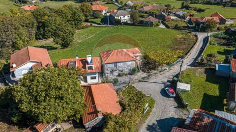 Moradia T4 para venda