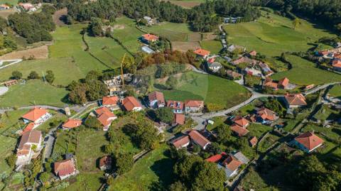 Moradia T4 para venda