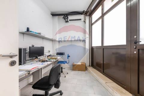 Outros - Comercial  para venda