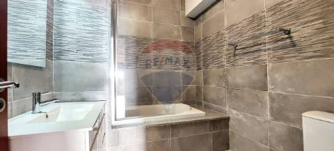 Moradia T7 para venda