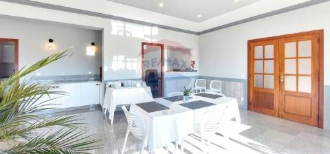 Moradia T7 para venda