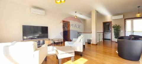 Moradia T7 para venda