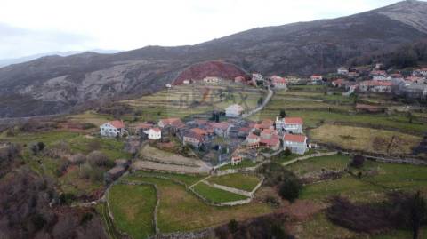 Moradia T2 para venda