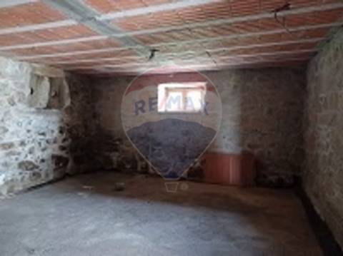 Moradia T4 para venda