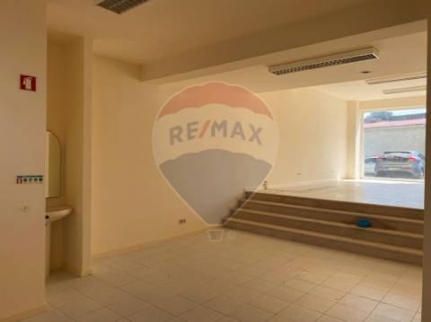 Loja  para arrendamento