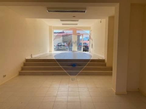 Loja  para arrendamento