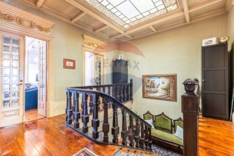 Moradia T4 para venda