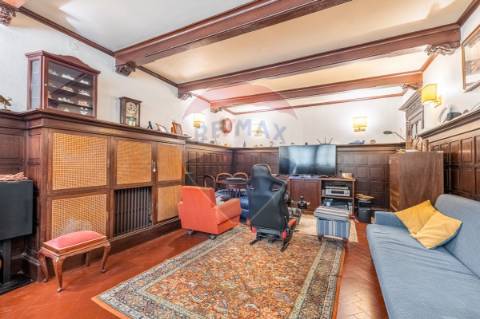 Moradia T4 para venda