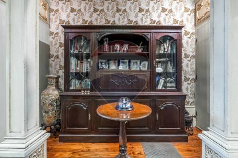 Moradia T4 para venda