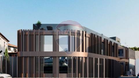 Hotel T21 para venda