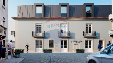 Hotel T21 para venda