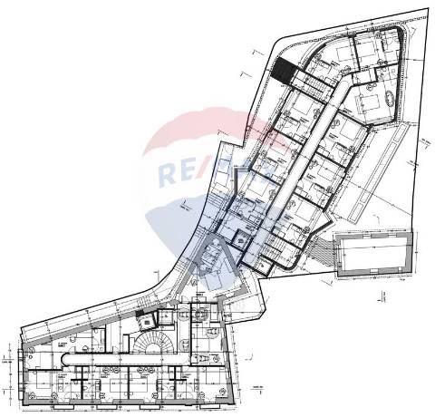 Hotel T21 para venda