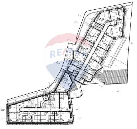 Hotel T21 para venda