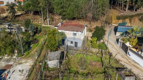 Moradia T4 para venda