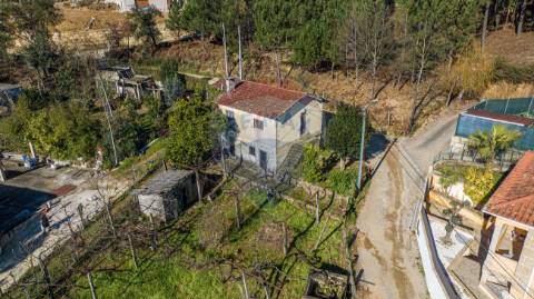 Moradia T4 para venda