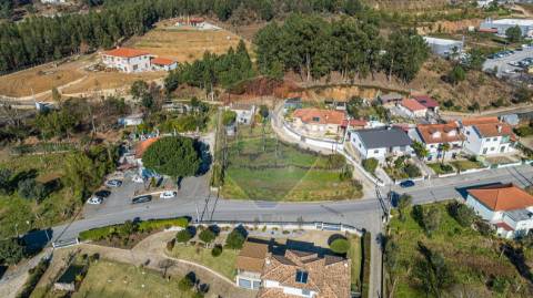 Moradia T4 para venda