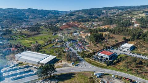 Moradia T4 para venda