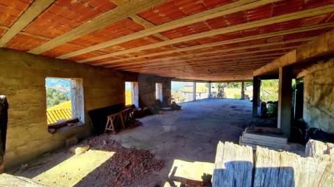 Moradia T0 para venda