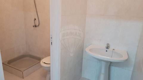 Armazém T0 para venda