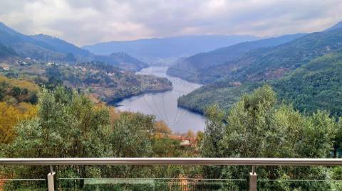 Moradia T2 para venda