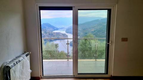 Moradia T2 para venda