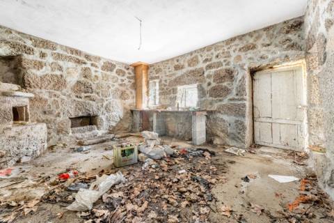 Moradia T0 para venda