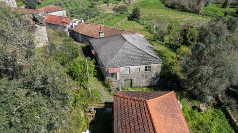 Moradia T5 para venda