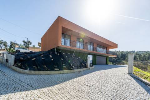 Moradia T3 para venda