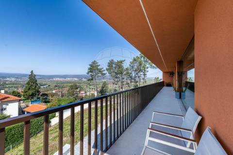 Moradia T3 para venda