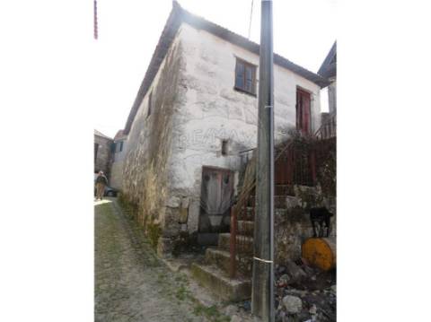 Moradia T2 para venda