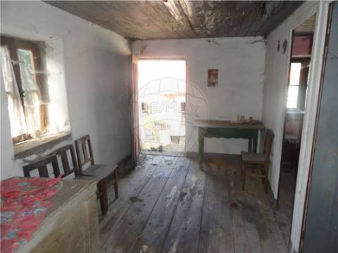 Moradia T2 para venda