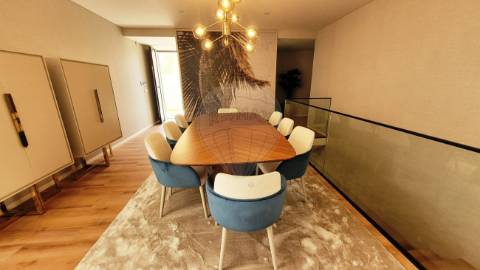 Moradia T4 para venda