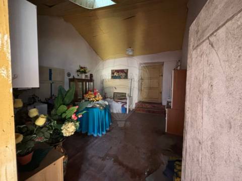 Moradia T4 para venda