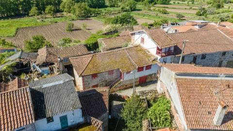 Moradia T4 para venda