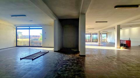 Outros - Comercial  para venda