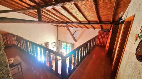 Moradia T5 para venda