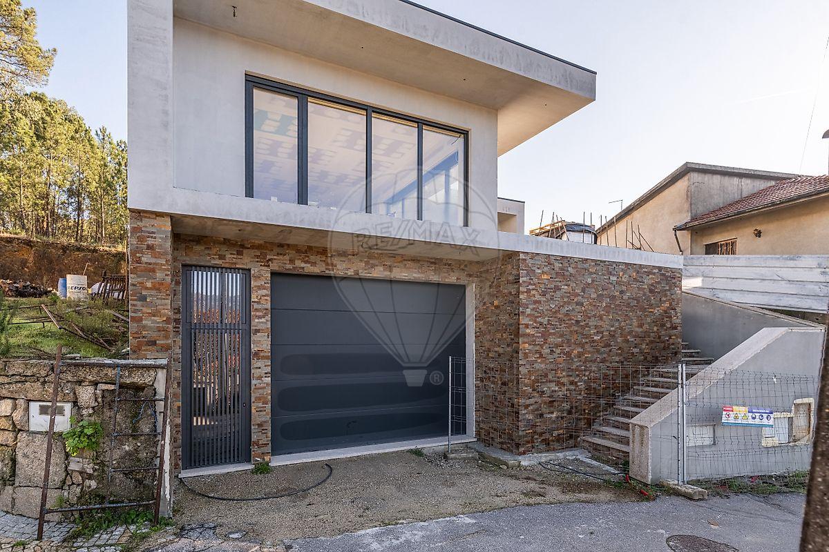 Moradia T3 para venda