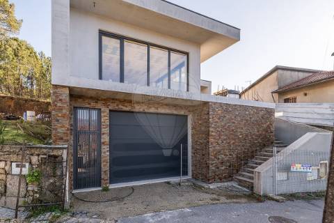 Moradia T3 para venda