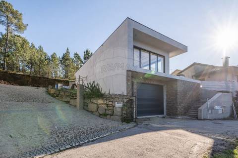 Moradia T3 para venda