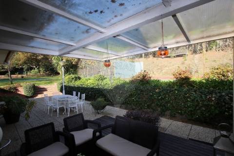 Moradia T4 para venda