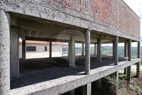 Moradia T2 para venda