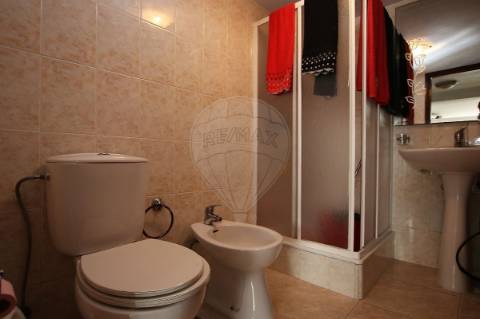 Moradia T4 para venda