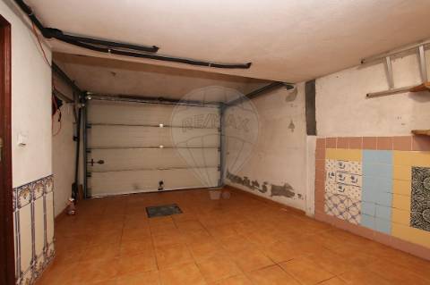 Moradia T4 para venda