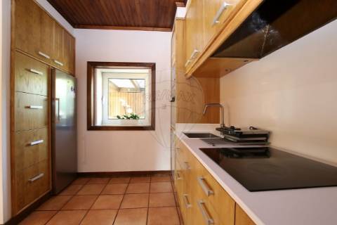 Moradia T4 para venda